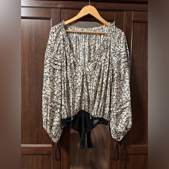 Intimately Free People top - Picture 1 of 4